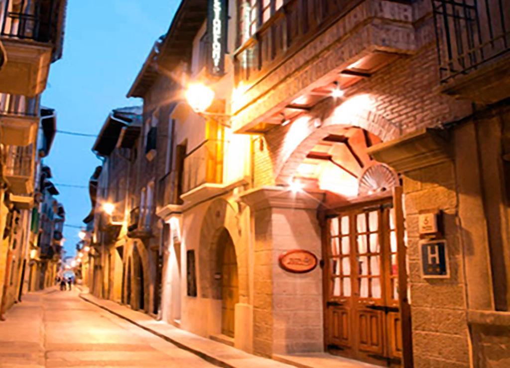 Hotel Restaurante Casa Zanito Olite Exteriér fotografie
